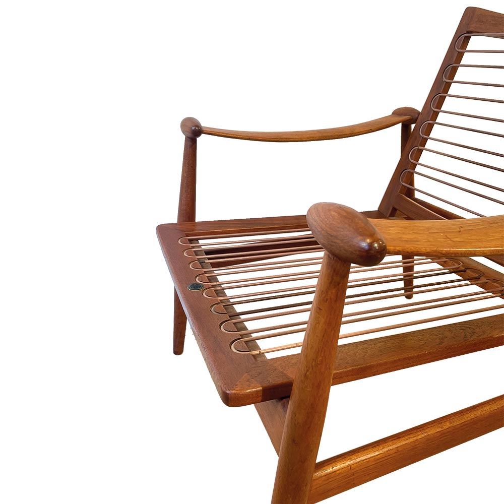 fauteuil_FD_133_teck_Finn_Juhl_1953_9