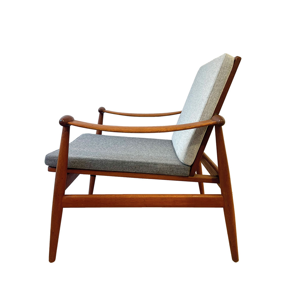 fauteuil_FD_133_teck_Finn_Juhl_1953_7
