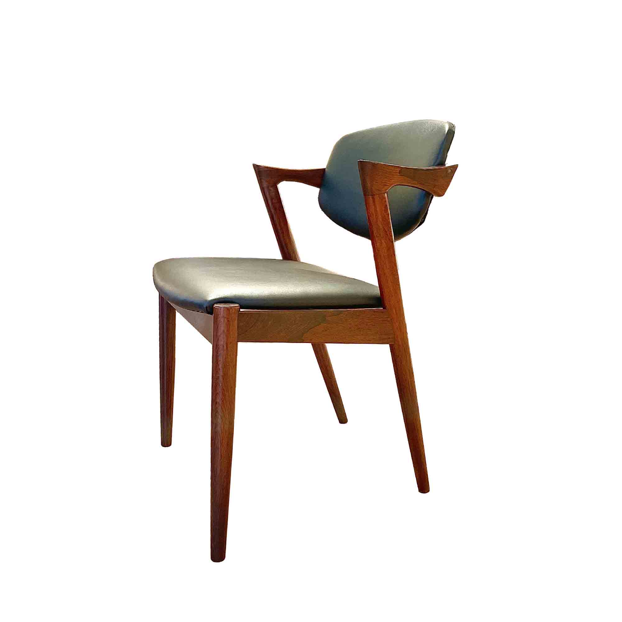 chaises_modèle_42_Kai_Kristiansen_danemark_4