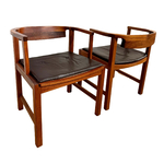 Ole_Wanscher_mahogany_chairs_poul_jeppesen 1