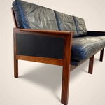 Illum Wikkelso_Sofa_rosewood_leather_Niels Eilersen 5
