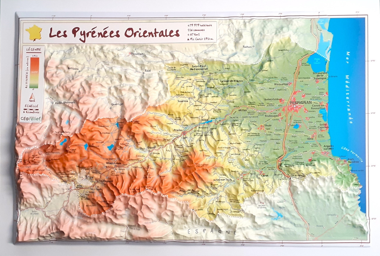 Carte en relief des Pyrénées Orientales - GeoRelief