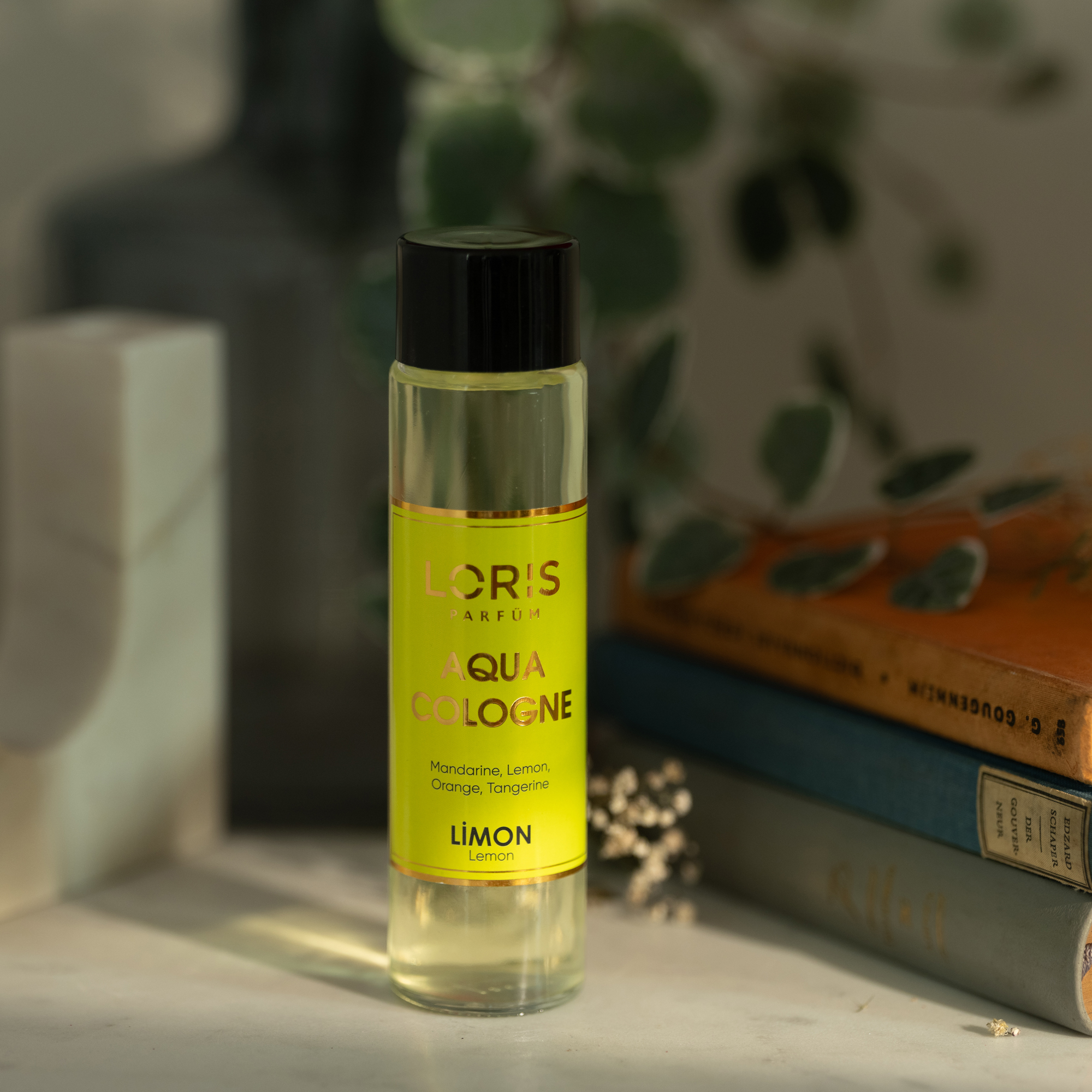 Aqua Cologne Lemon Lifestyle