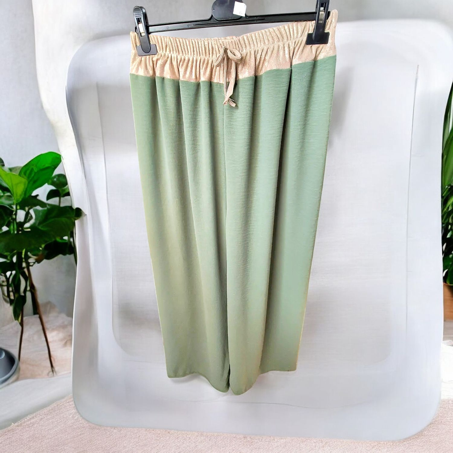 Pantalon Ample Kaki et Doré à ceinture elastique
