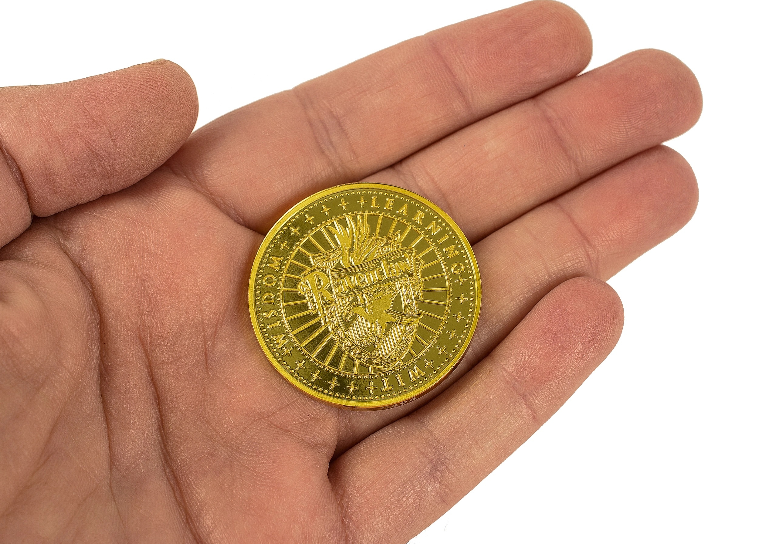 Harry_Potter_Ravenclaw_House_Coin_ScalePic_2_1729007250