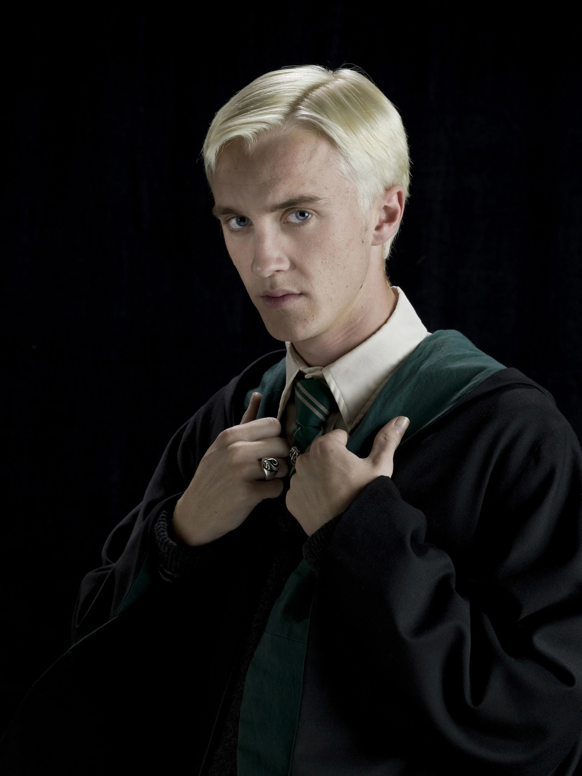 722365-1920x2560-samsung-hd-draco-malfoy-wallpaper