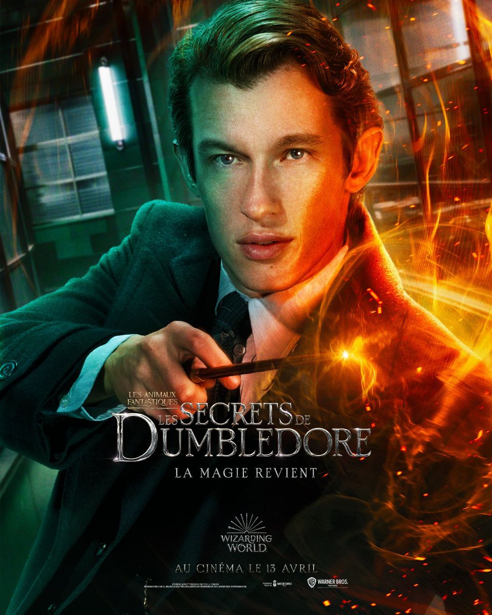 Callum Turner est Thésée