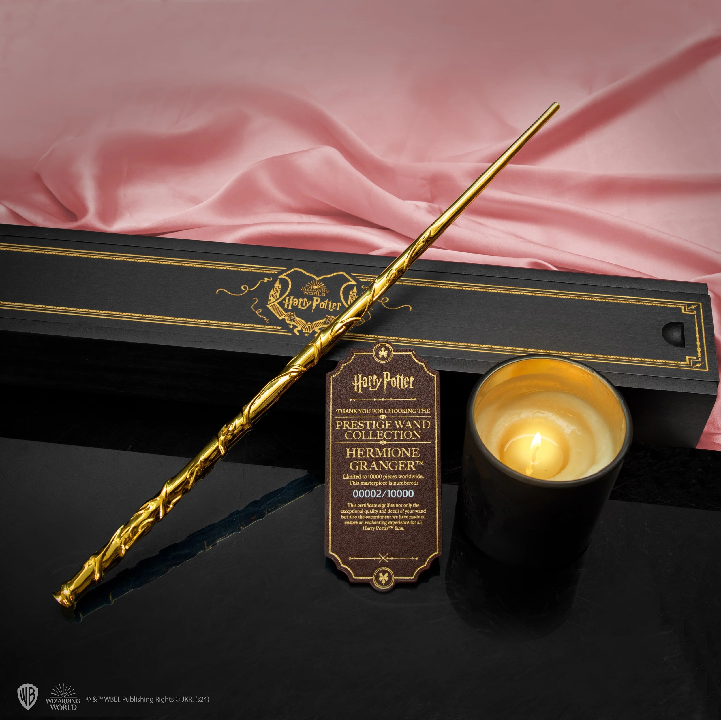 Wand-PrestigeCollection-HermioneGranger-Lifestyle_2-4895205616738-CR6403