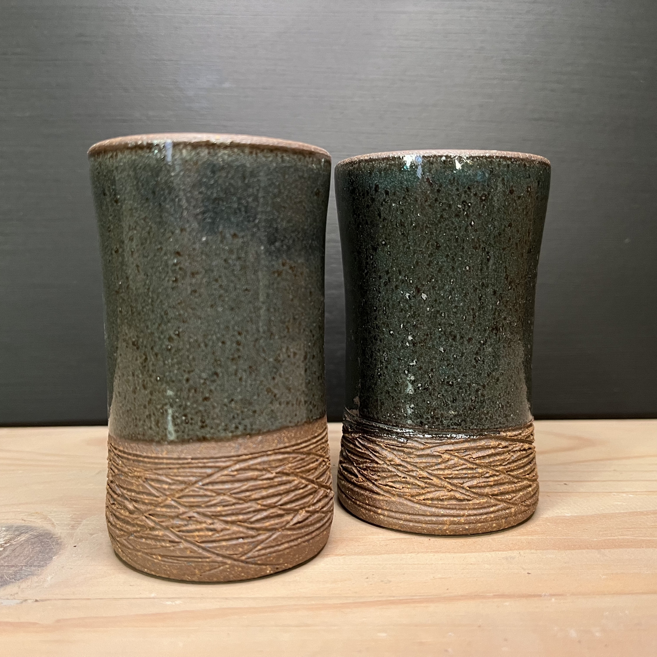 Duo de tasses en grès
