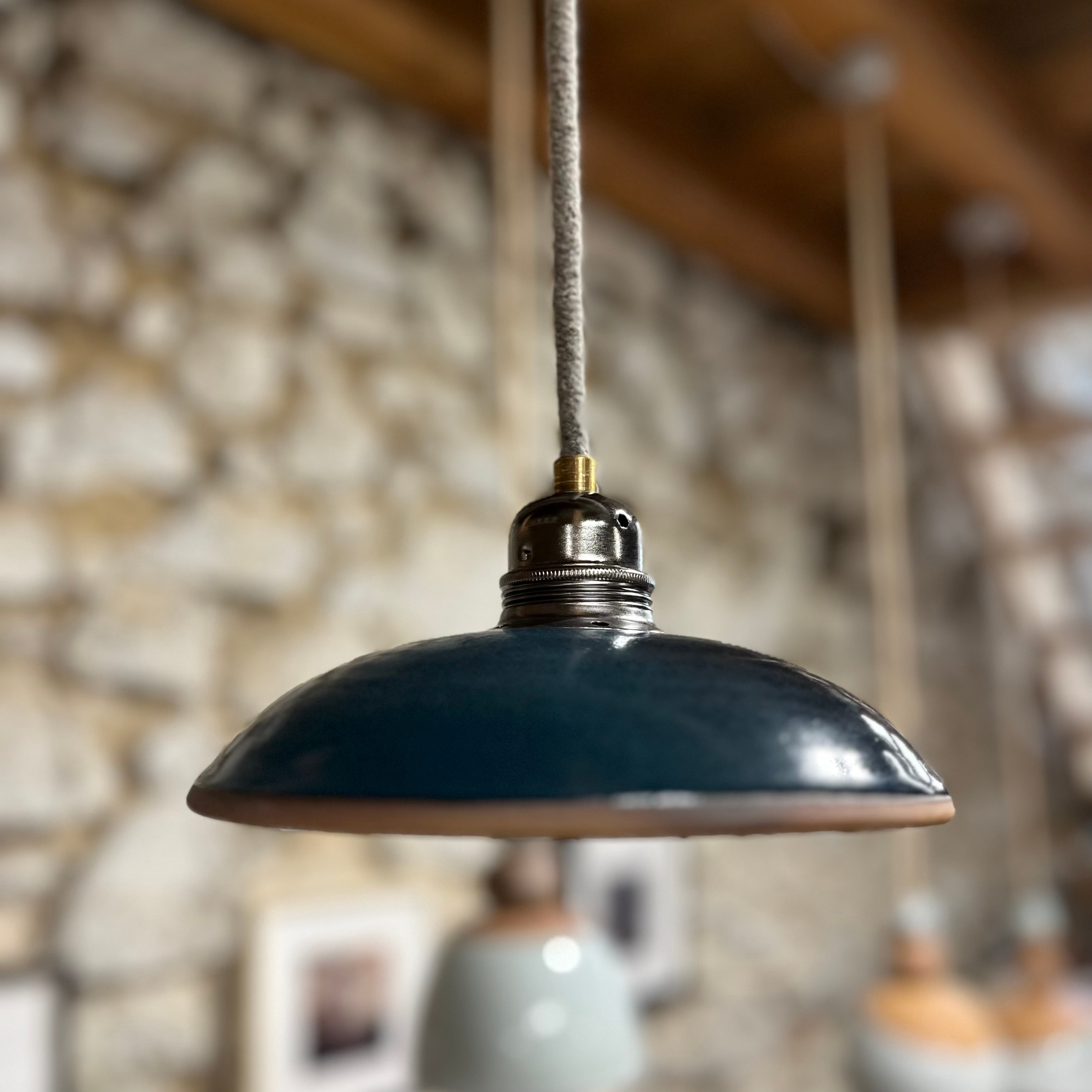 Suspension luminaire bleue artisanale en grès