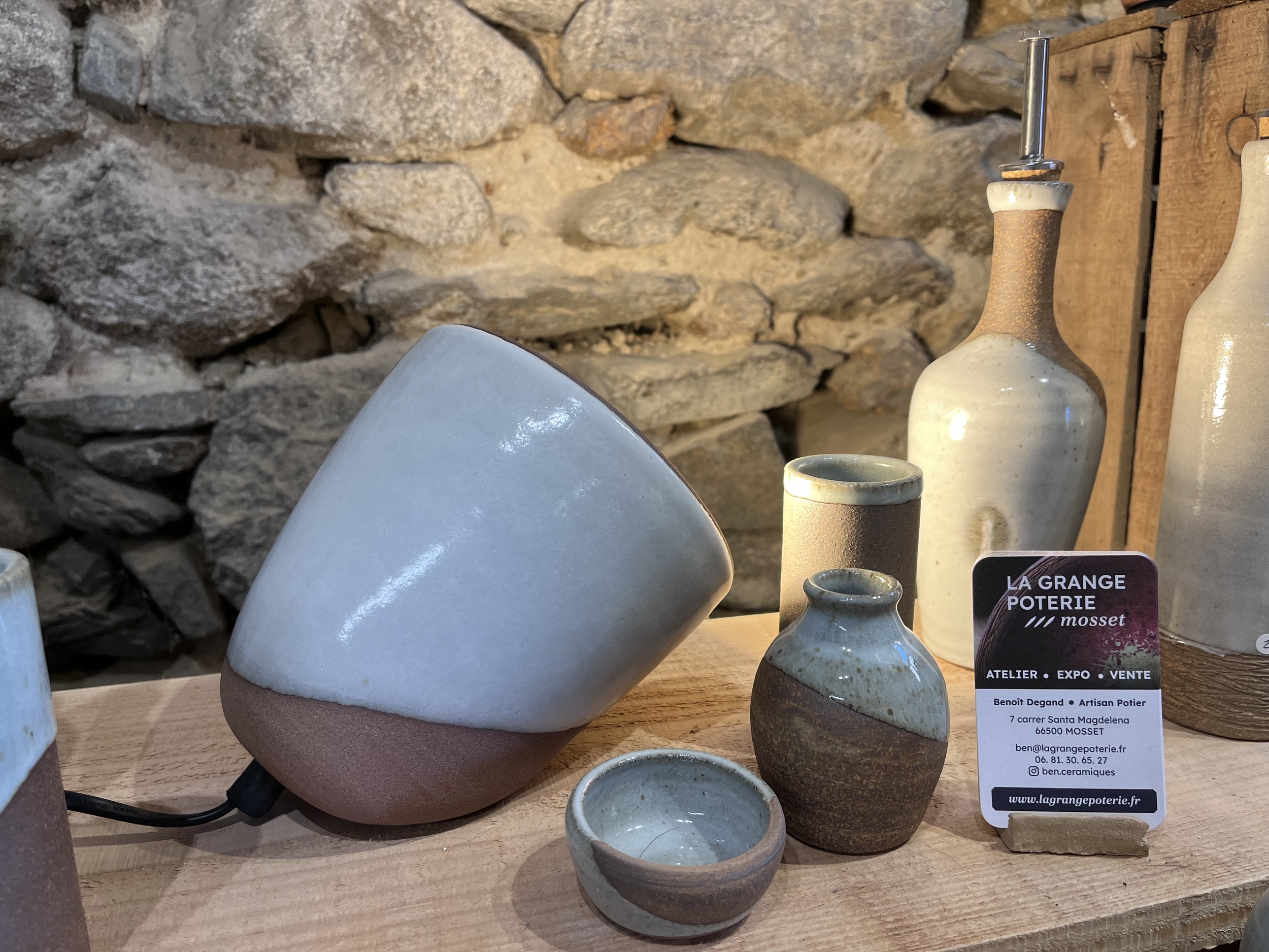 Lampe de chevet blanche en grès