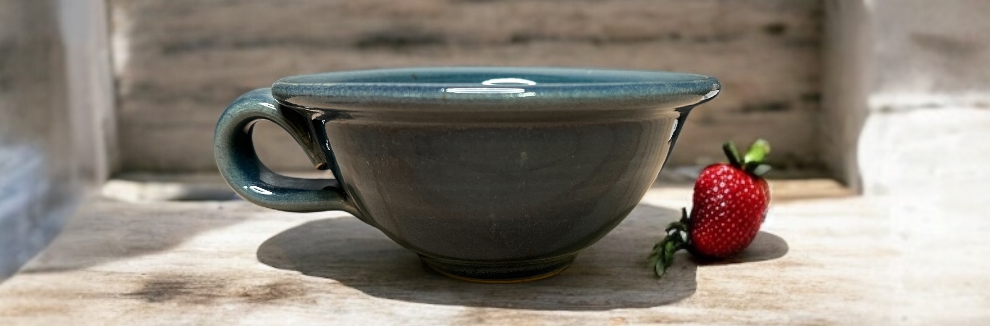 création Entonnoir à confiture bleu en grès 