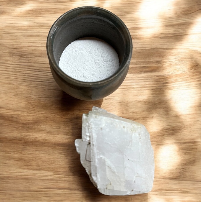 émaux de roches Calcite broyée