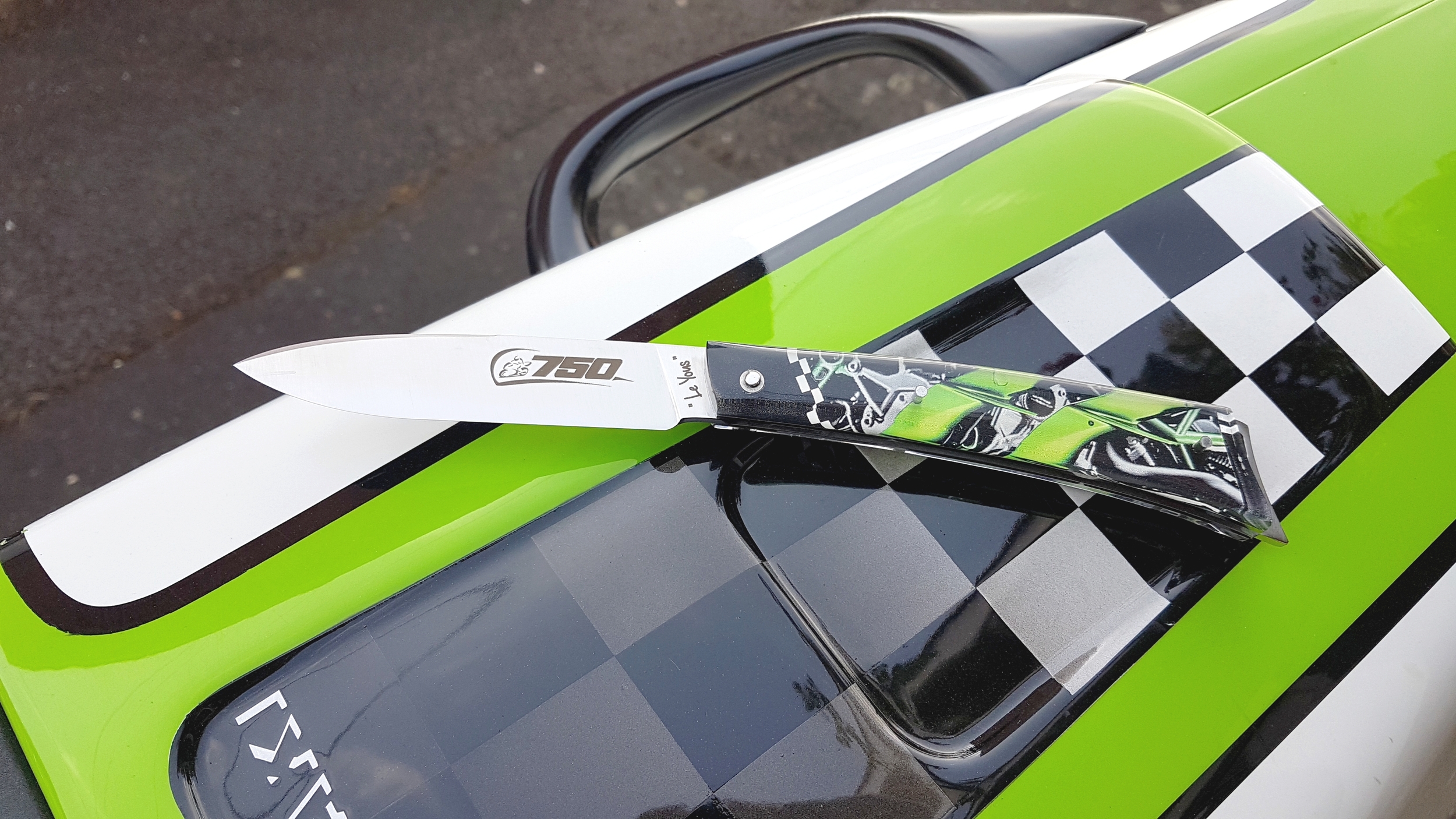 A_KAWASAKI_O_damier2