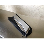 750-inox-brossé-fermé-plat-étui