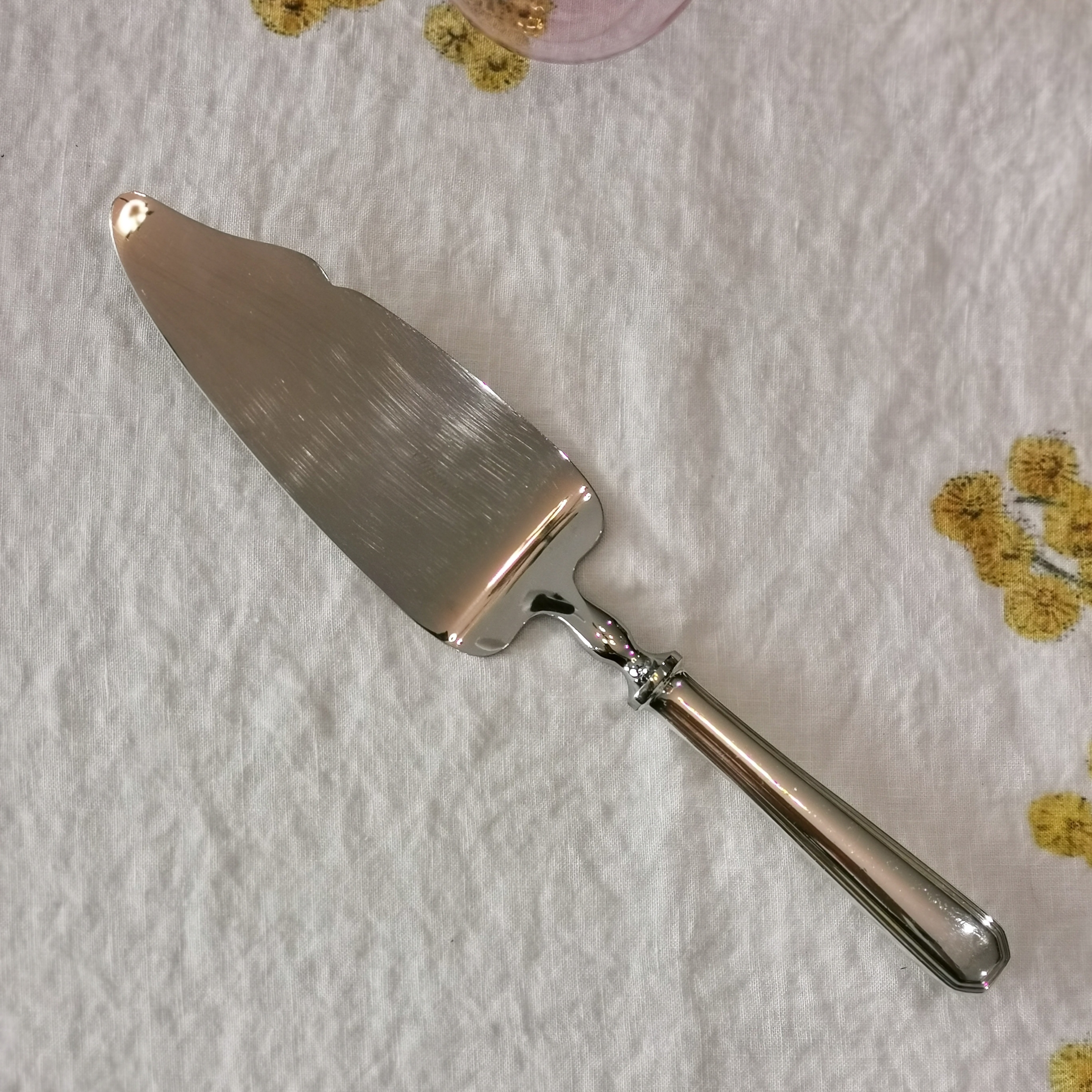MR227-Pelle-tarte-christofle-america