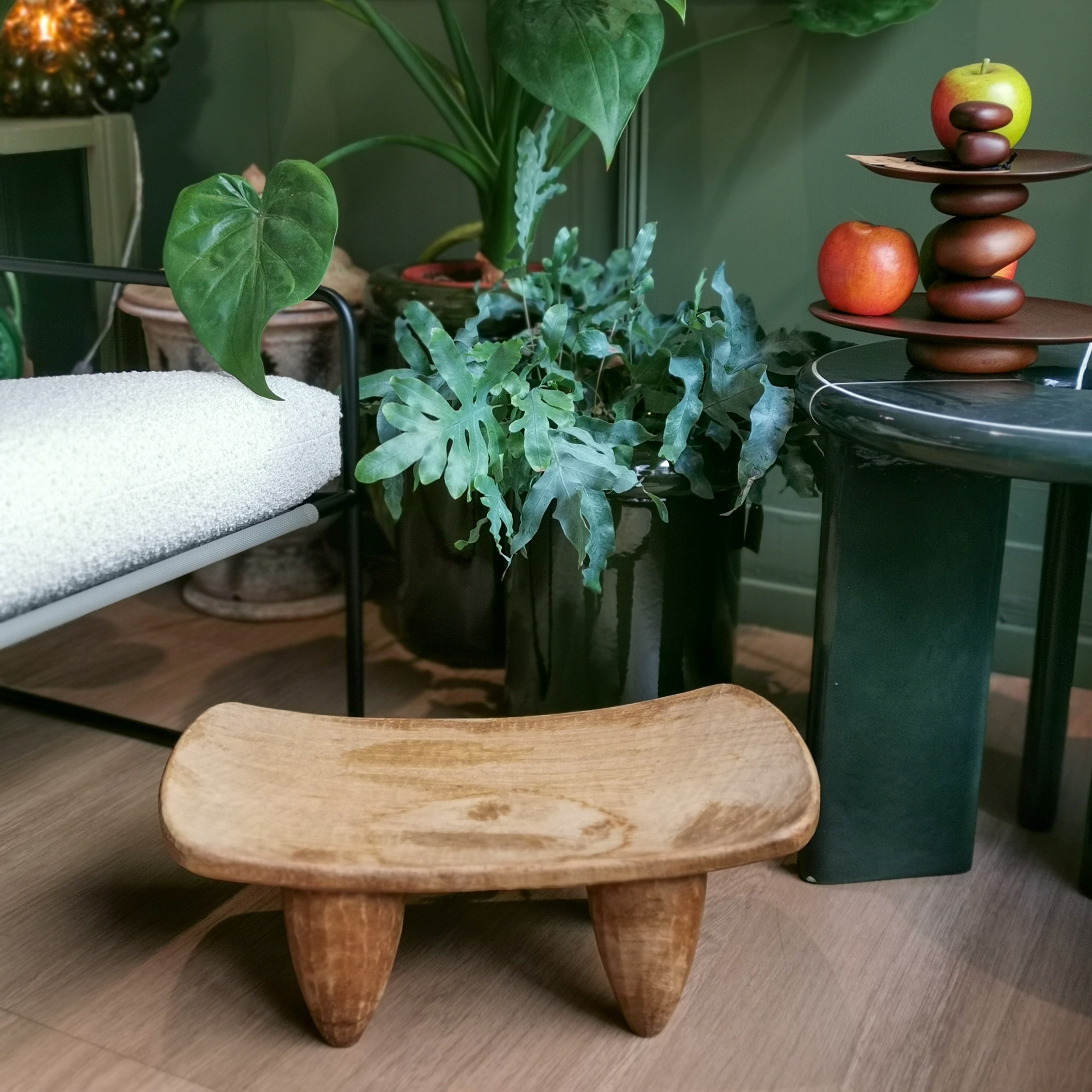 MR243-Tabouret-bas-ethnique-africain-bois1