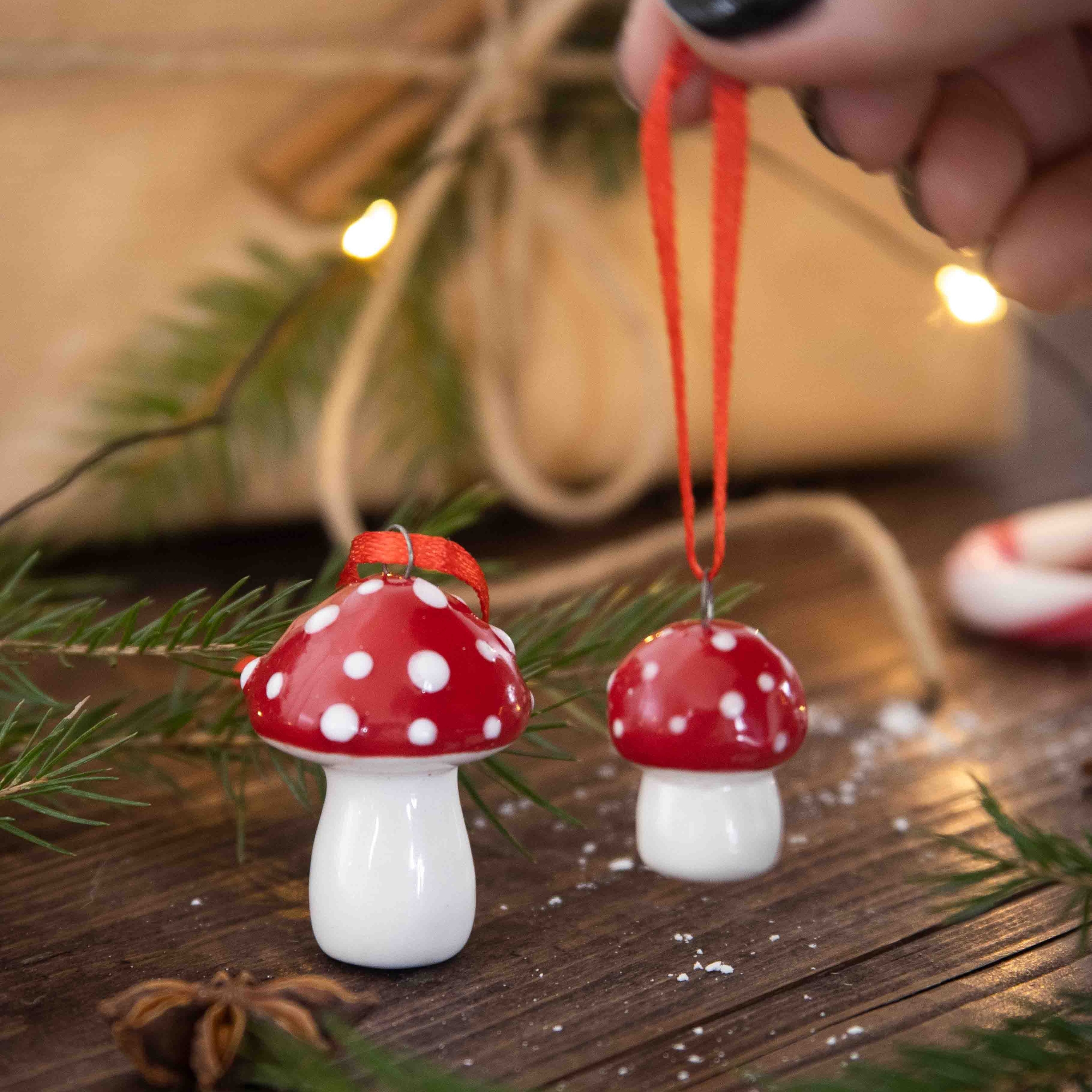 KH350-Champignons-ceramique-à-suspendre-set-de-2-décoration-de-noel1