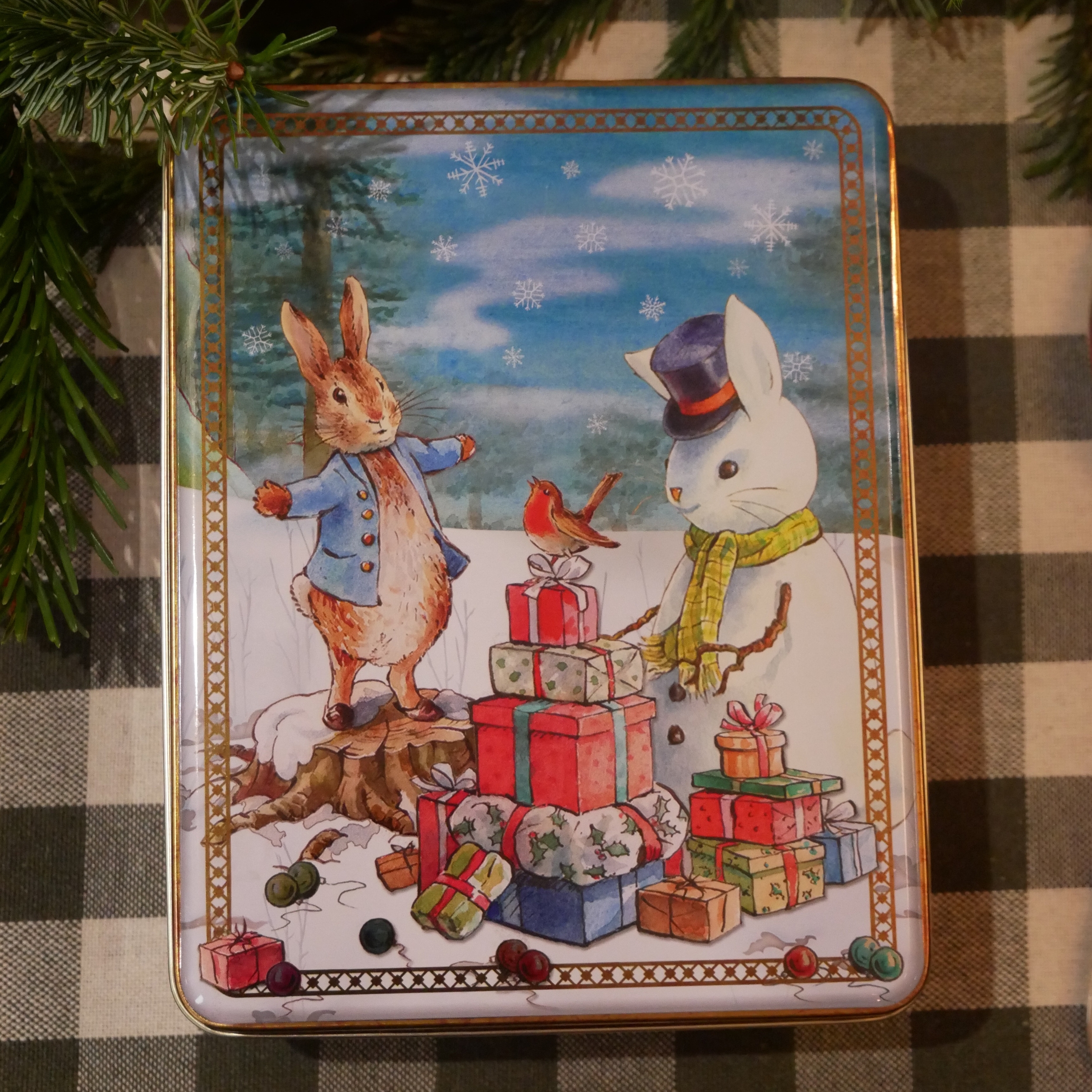 27E1957-Boite-metal-noel-peter-rabbit-pierre-lapin-3