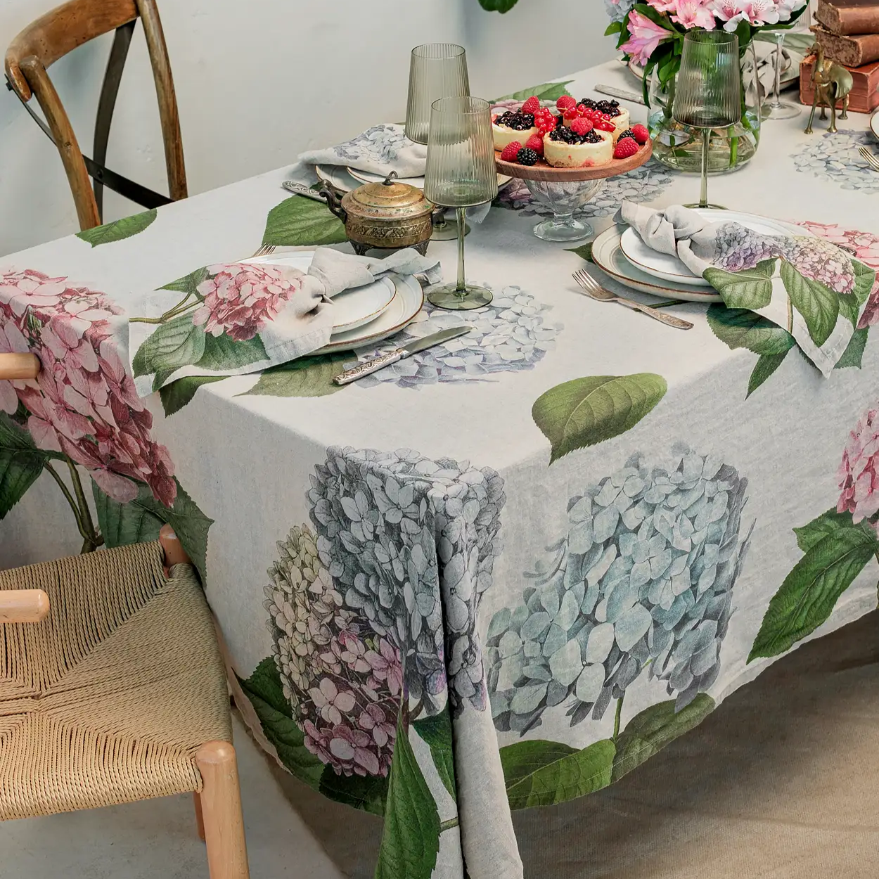 4006S-HN-Linoroom-tablecloth-linen-hydrangeas-nappe-lin-hortensias-3