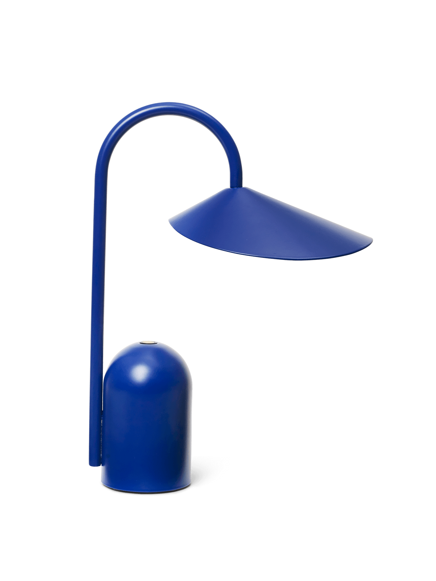 1104269288-arum-portable-lampe-bright-blue-ferm-living