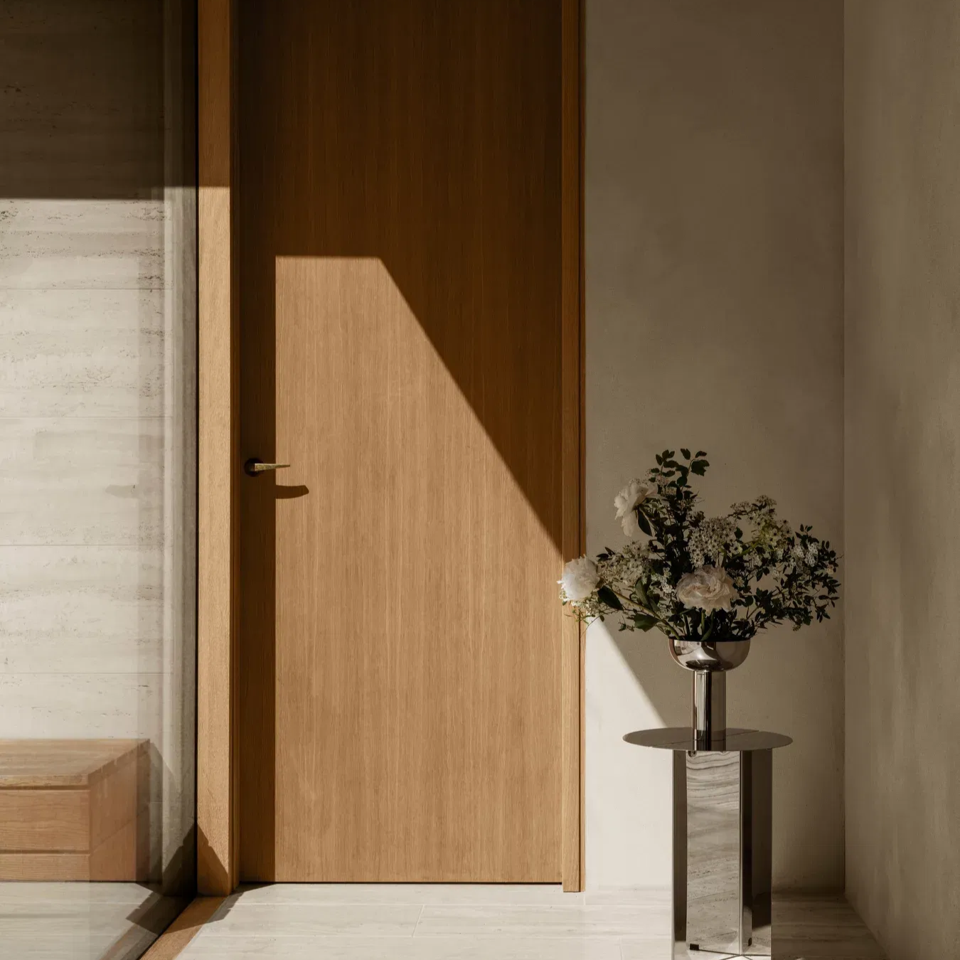 66981-vase-miyabi-acier-inoxidable-poli-taille-large-blomus-3