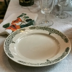 MR189-Assiettes-plates-longchamp-terre-de-fer-yvonne3