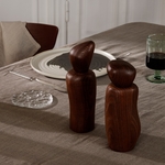 Pebble-grinder-dark-brown-ferm-living4