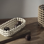 panier-ceramique-oval-blanc-ferm-living1