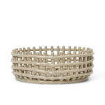 panier-ceramique-rond-centre-de-table-cashmere-ferm-living