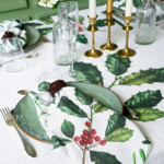 3002SU-HMW-Linoroom-Napkins-Holly-and-Misletoe-Vertical-LR2