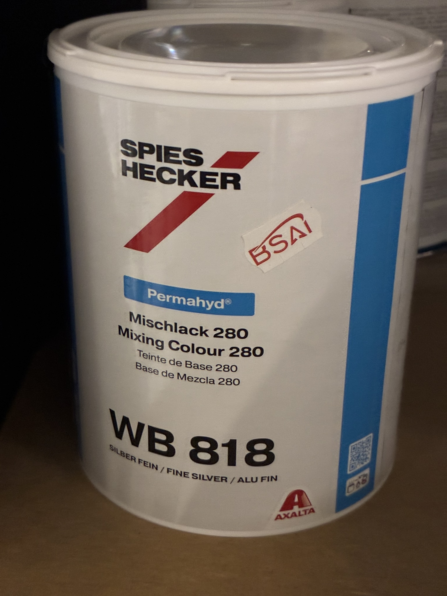 wb818
