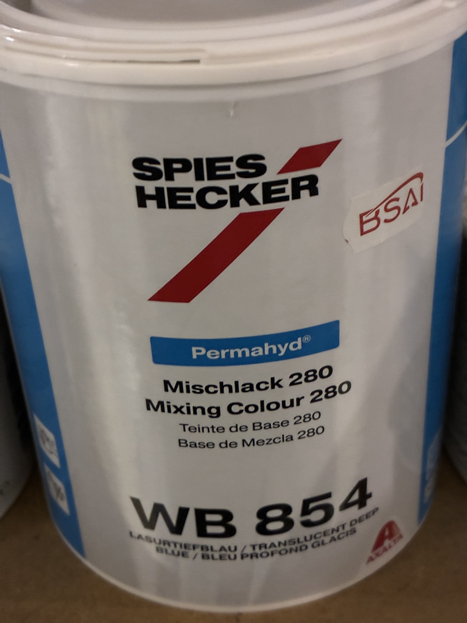 wb854