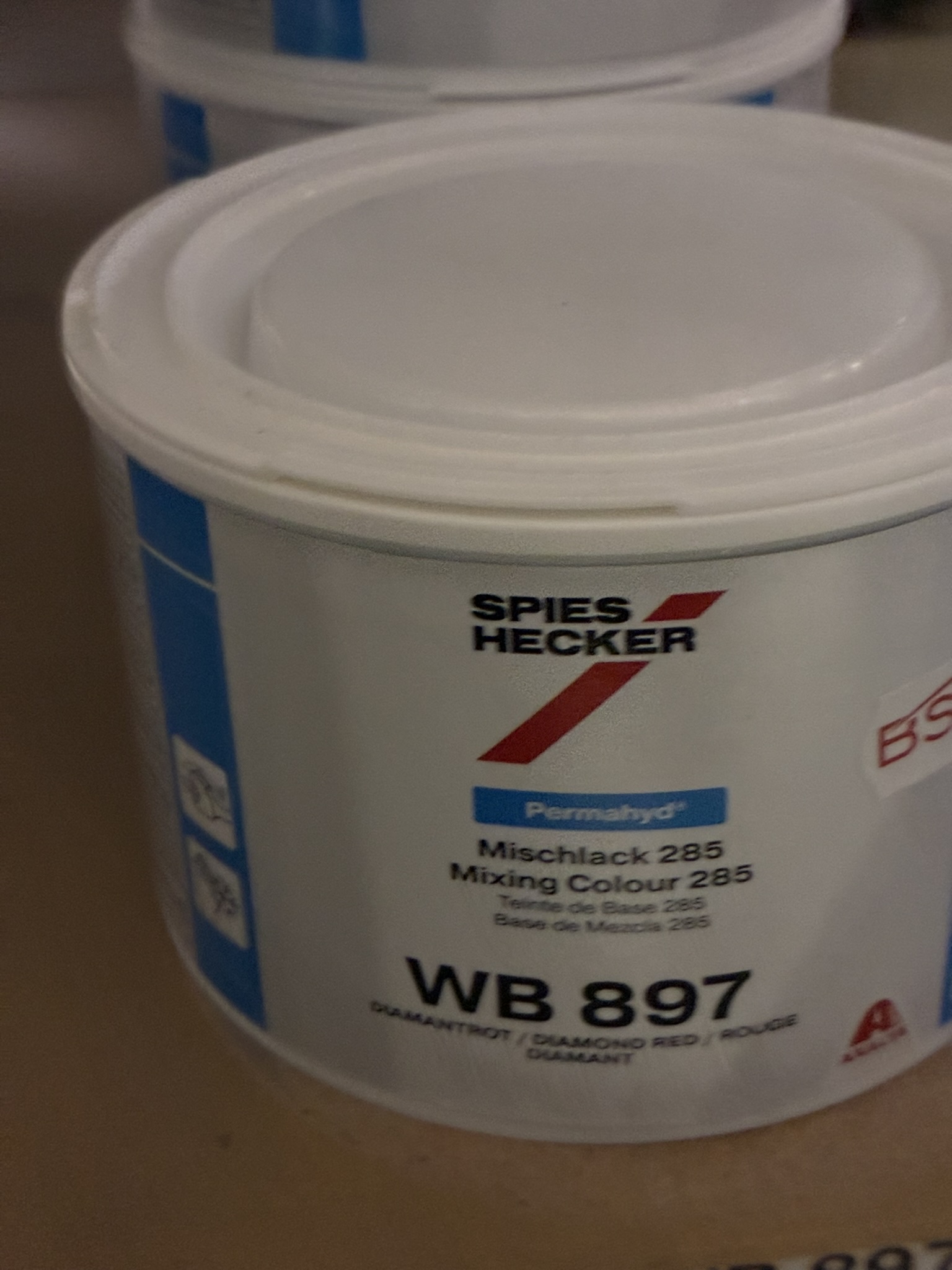 wb897