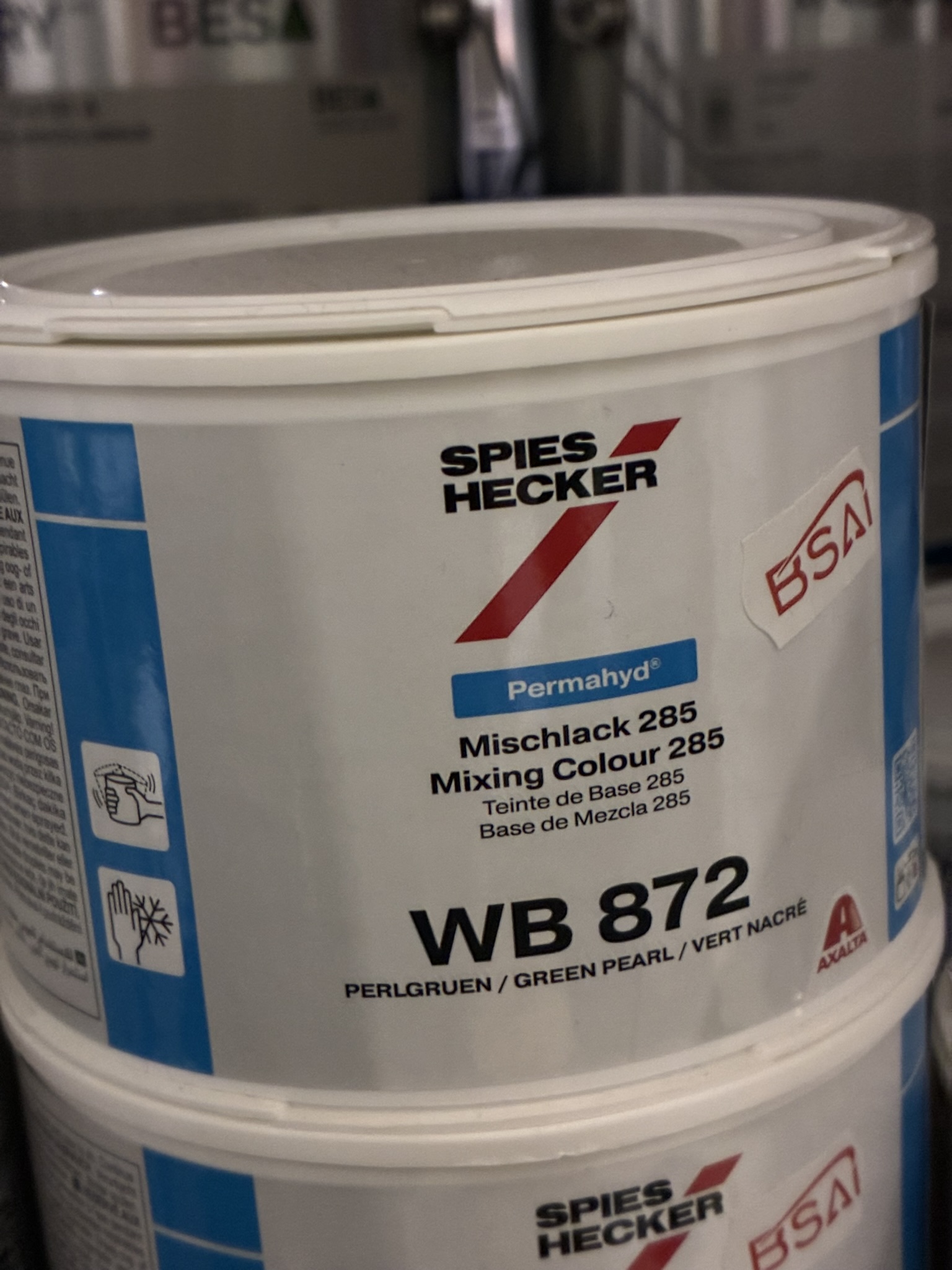 wb872