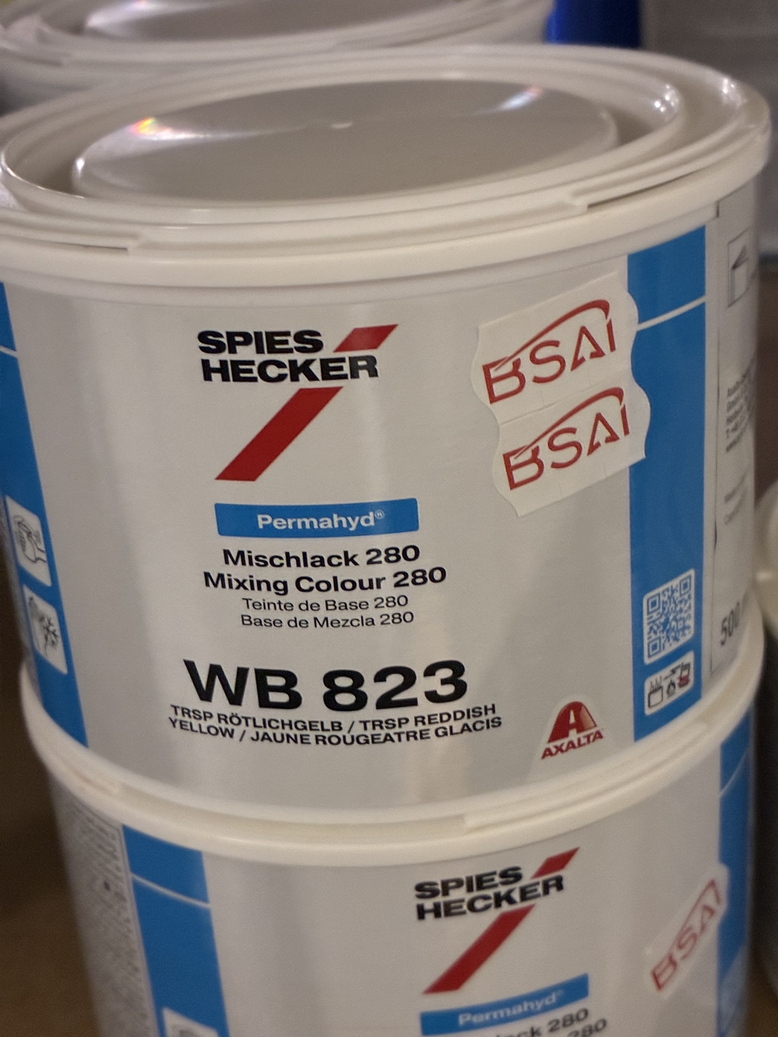 wb823