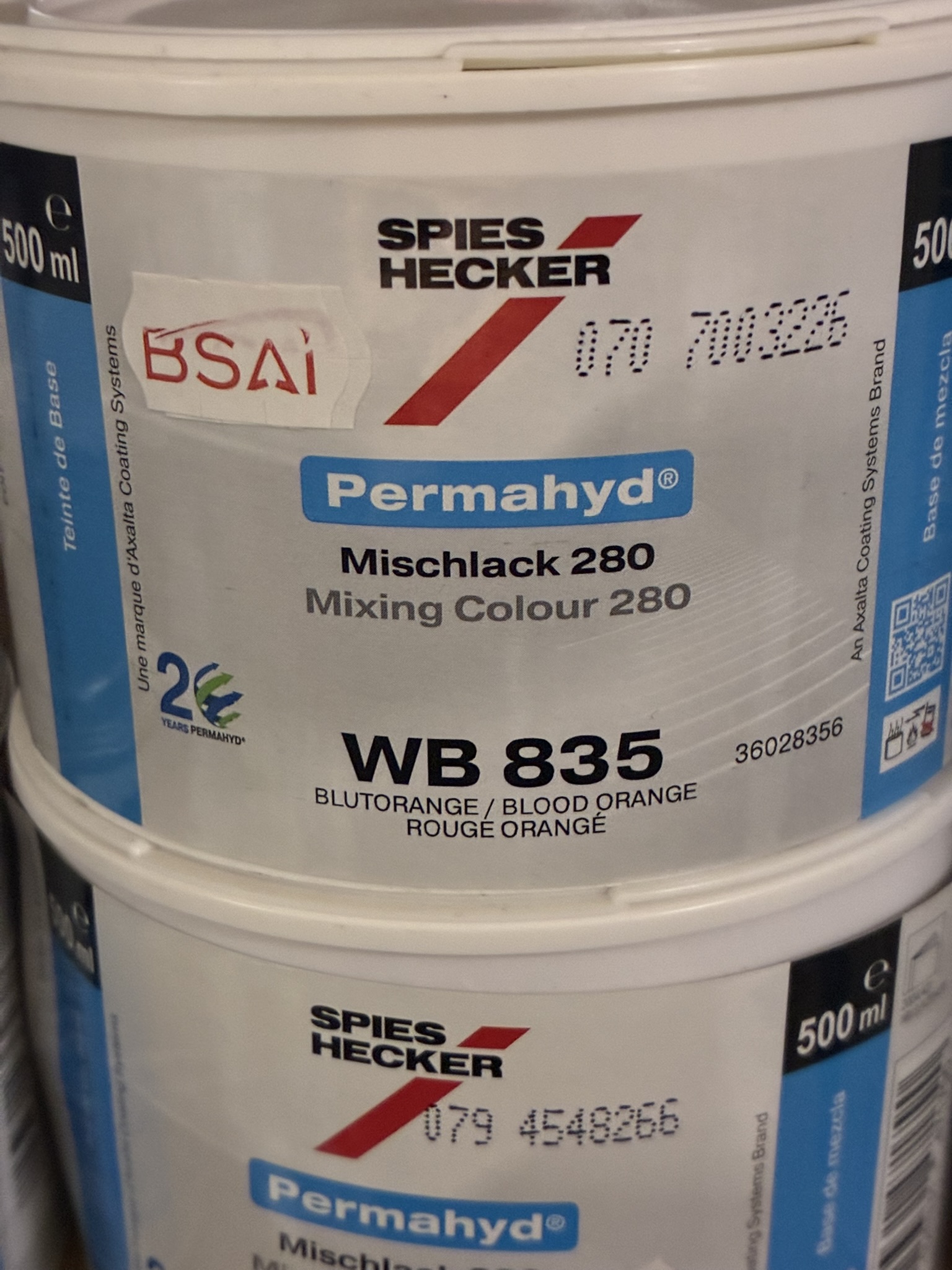 wb835