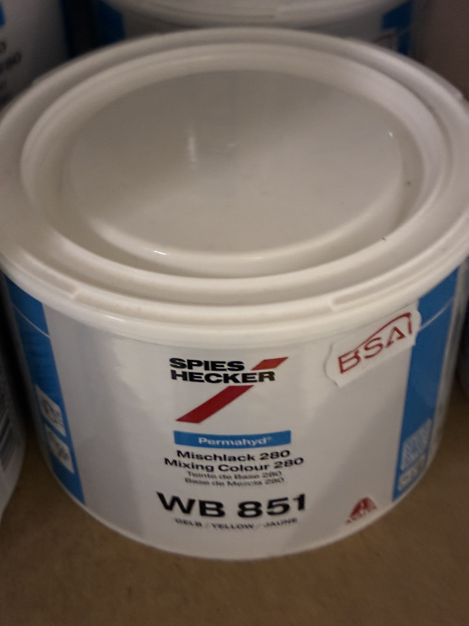 wb851