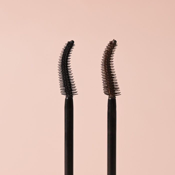 mascara-volume-marron-avril-vue-3