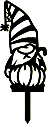 Garden-gnome-and-pumpkin