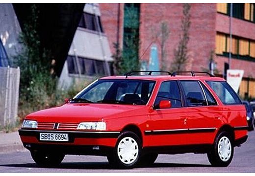 Triangle avant gauche pour PEUGEOT 405 BREAK PHASE 1 d'occasion