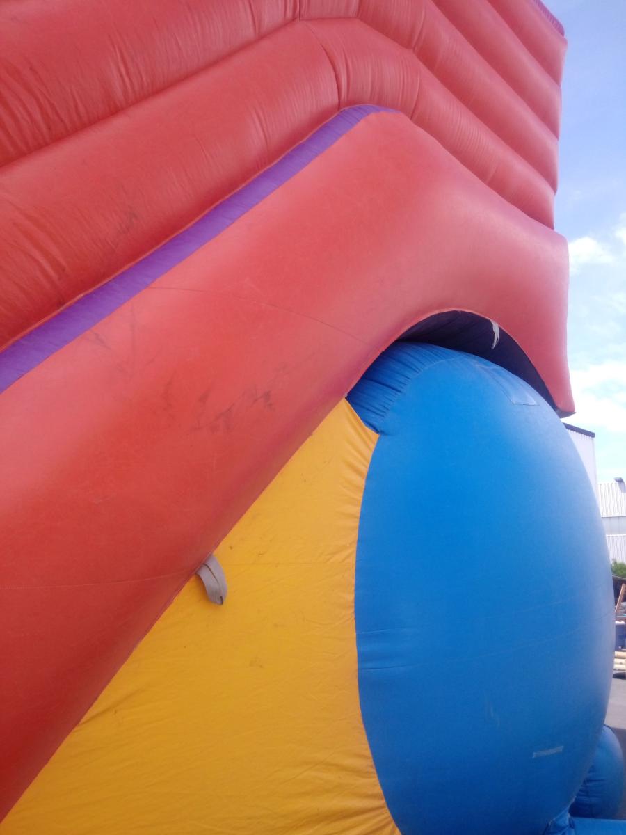 TOBOGGAN COULEUR GONFLABLE