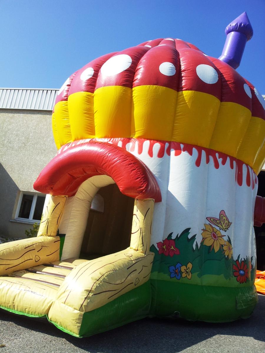 MAISON-CHAMPIGNON GONFLABLE