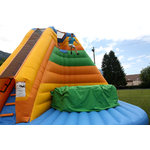 STRUCTURE DE SAUT GONFLABLE