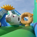 LA VACHE GONFLABLE