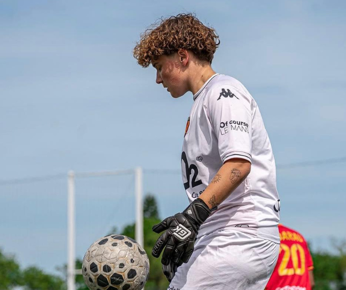 Jade DUMAS gardienne CGK équipement Le Mans FC
