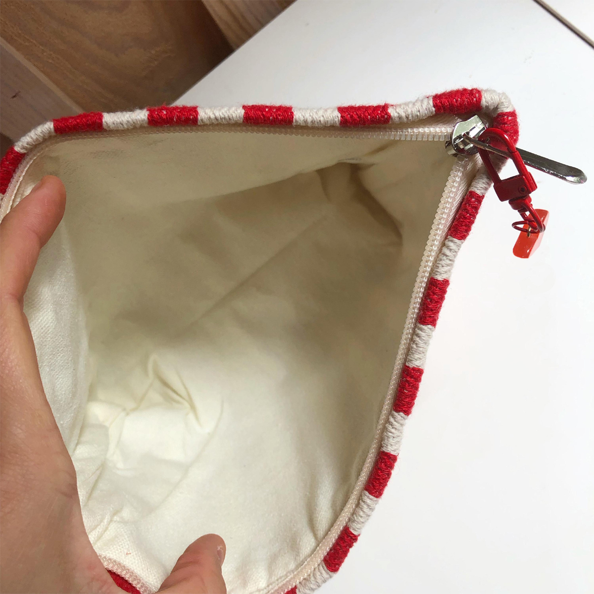 trousse homard rouge a rayures