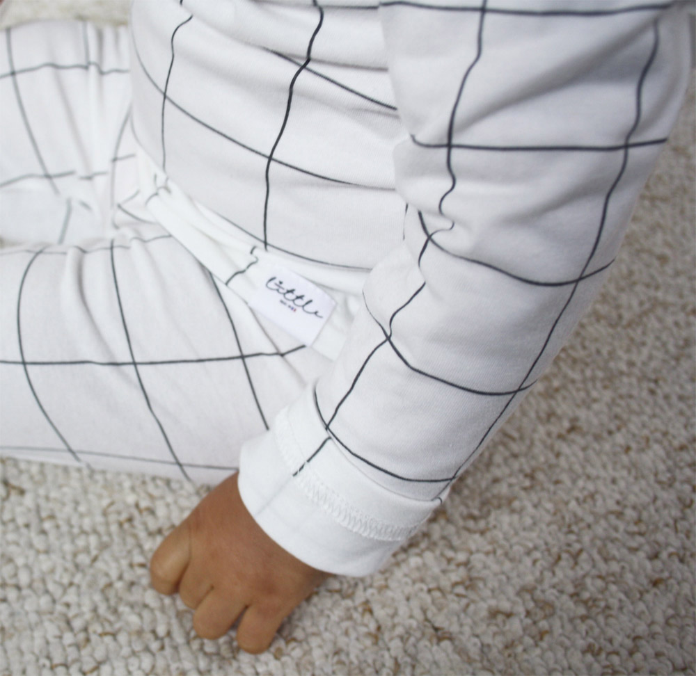 etiquette-little-pyjama-blanc-carreaux-enfant
