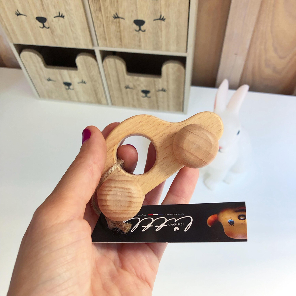 cadeau-naissance-voiture-bois-prenom