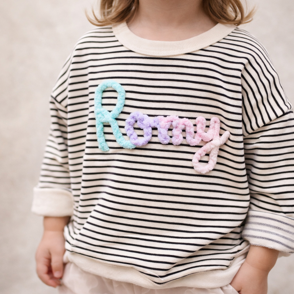 sweat enfant oversize prénom laine tie and dye
